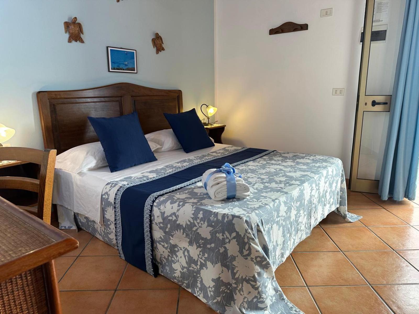 Hotel Giglio Лампедуза Экстерьер фото